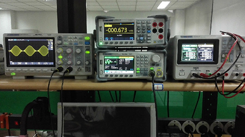 工業(yè)觸控一體機應(yīng)用在智能化測量設(shè)備的優(yōu)勢特點